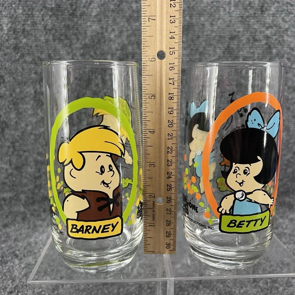 1986 Pizza Hut Flintstone Kids Glasses Barney & Betty Hanna-Barbera Set Of 2